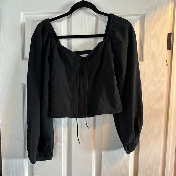 ABERCROMBIE black lace-up blouse with elastic back and side zipper - Picture 1 of 4